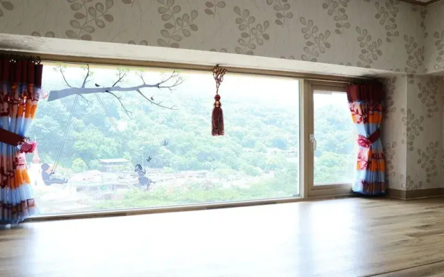 Jirisan 1 Night 2 Days Pension