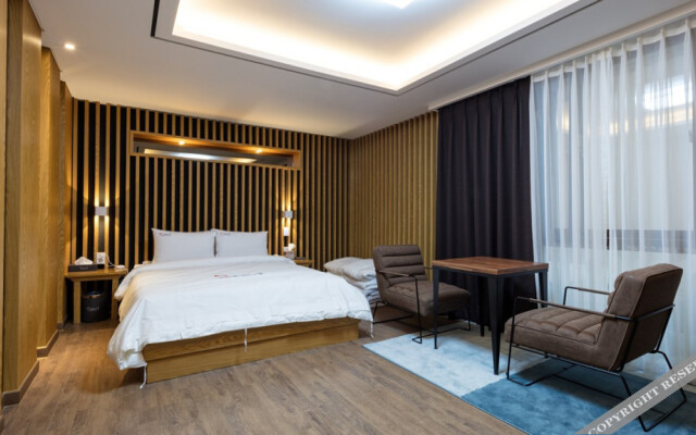 Stay Hotel