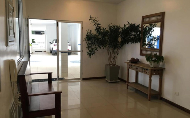 Apart Ubatuba c/ ar, churrasqueira, piscina