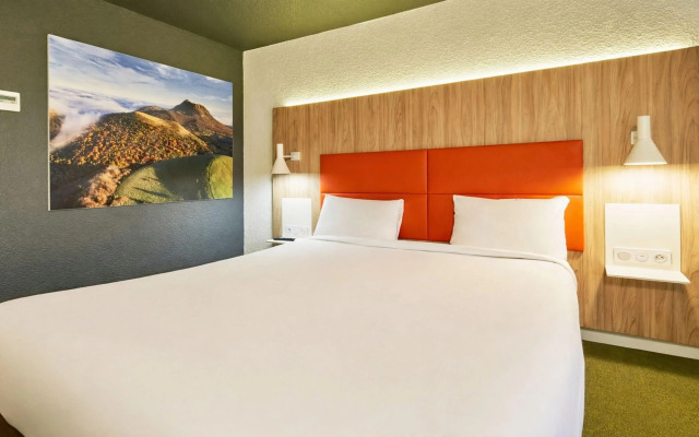 Kyriad Clermont Ferrand Nord - Riom