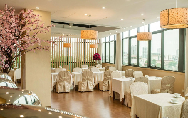 Nesta Hotel Ha Noi