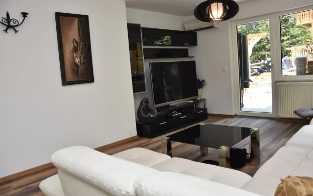 Planika Holiday Home