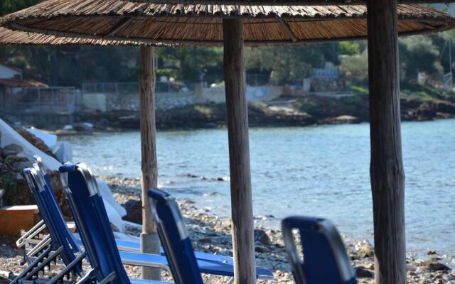 Studios Plaka