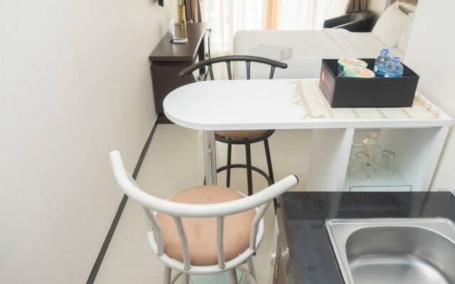 Studio Gateway Pasteur Apartment near Pasteur Exit Toll By Travelio