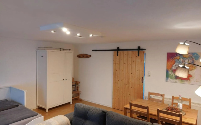 Kleine gemütliche Ferienwohnung günstige Lage