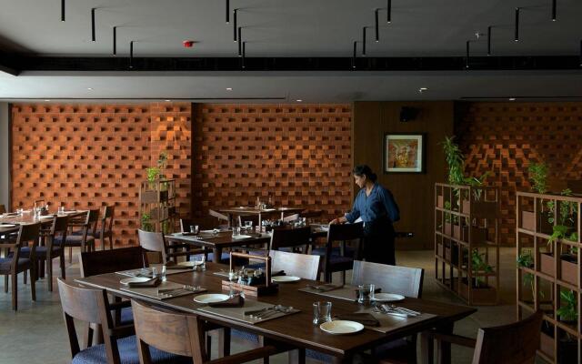 Five Petals Hotel & Banquets