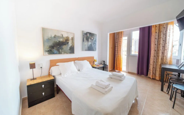 Sitges Beach Hostal