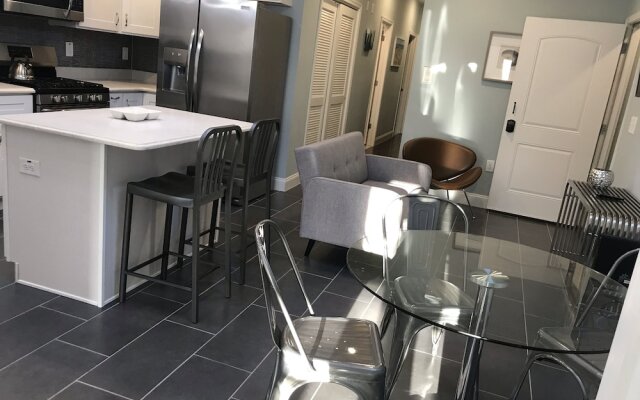 Giles Ave 6 Bedroom Gem