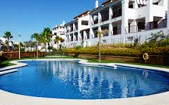 Albayt Nueva Alcaidesa Apartments