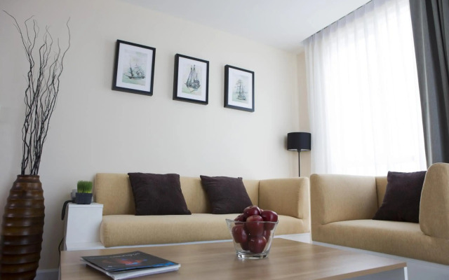 BBG Seaside Luxurious Service Apartment