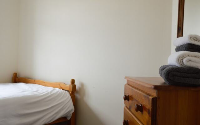 Attractive 3 Bedroom Flat in Central Haymarket