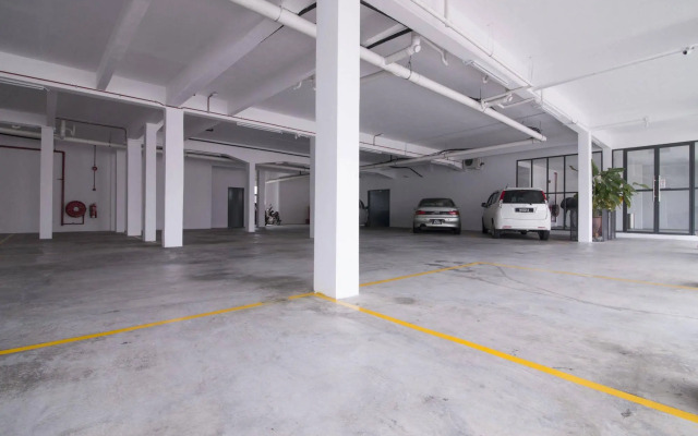 T+ Hotel Butterworth