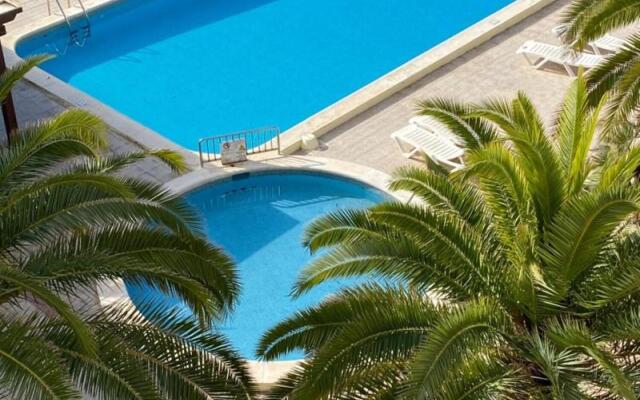 Apartamentos Bahia de San Antonio
