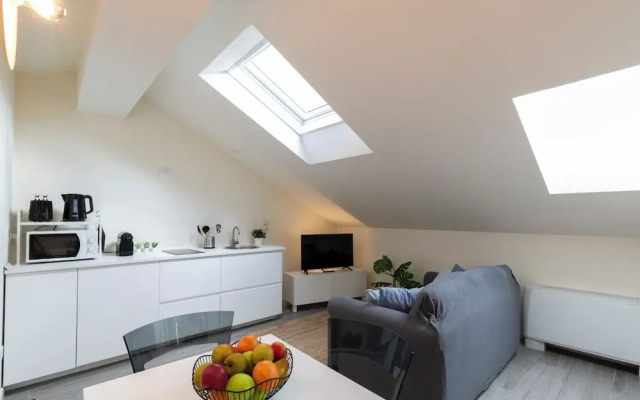 notaMi - Bright Attic M4 - 2 Bedrooms