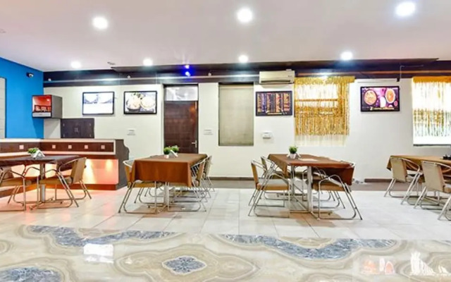 Fabhotel Rushank Residency