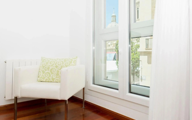 Apartamentos Turísticos Sabinas El Pilar