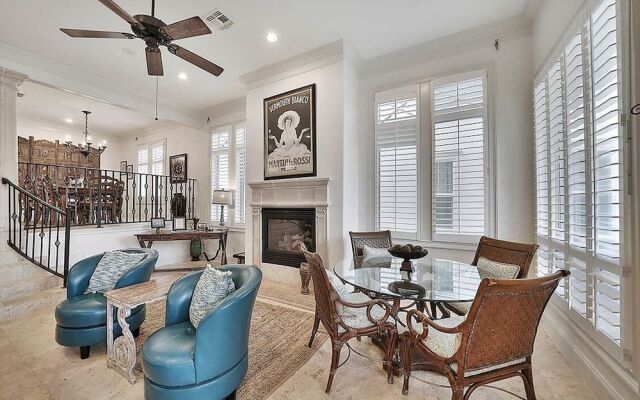 Villa Playa by RedAwning