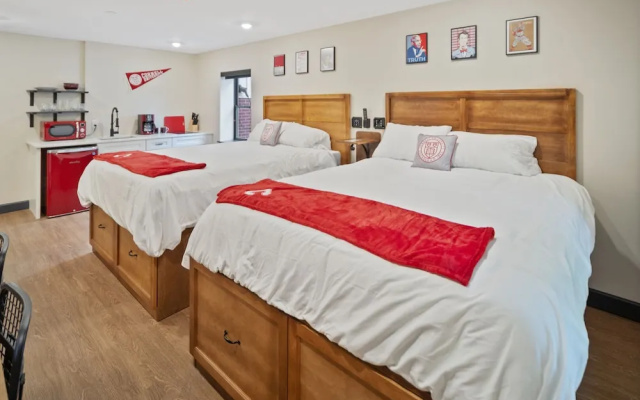 The Dorm Hotel