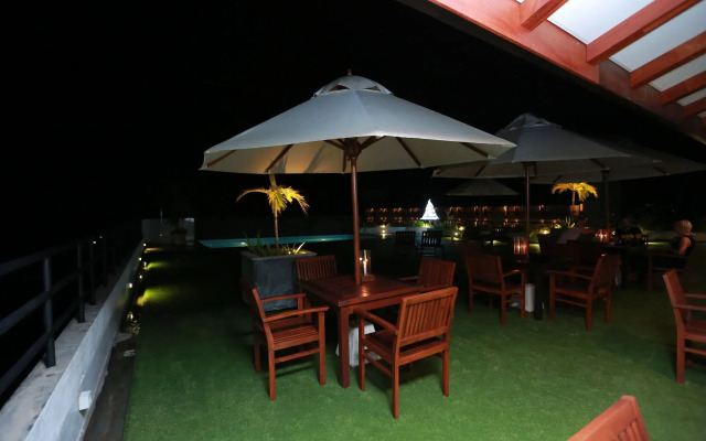 Refresh Hotel