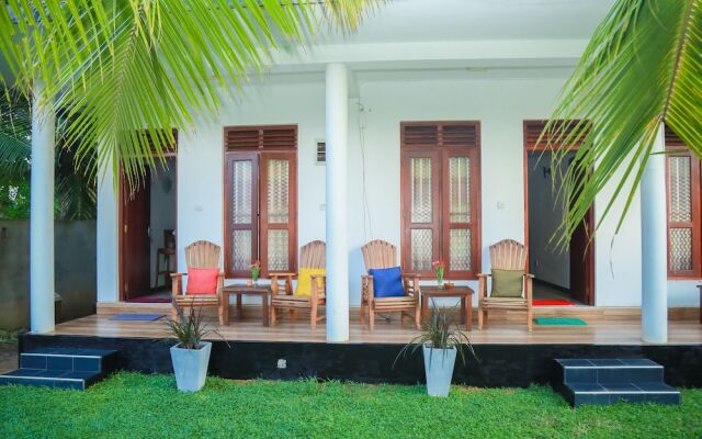 Hasaranga Holiday House