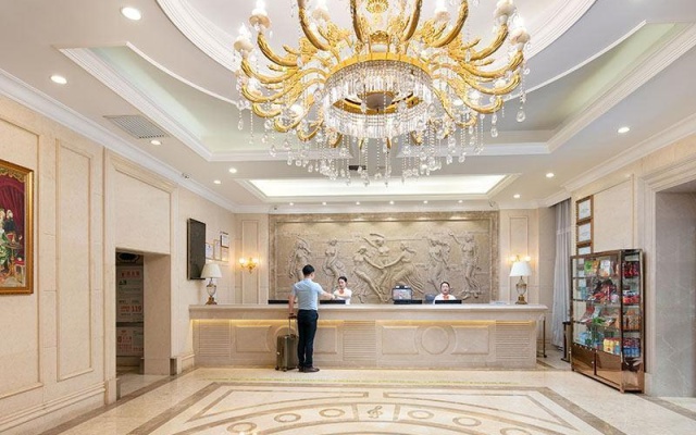 Vienna Hotel Xi'an Xijing Hospital Tonghuamen Metro Station – Lobby – Xi'an