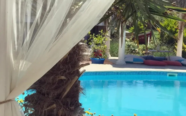 Hotel Cunda Leo