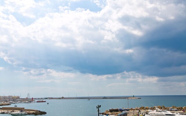 Bluemarine Apartment