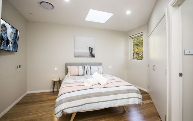 3 Bedroom Waterfront Penthouse on the Hawkesbury