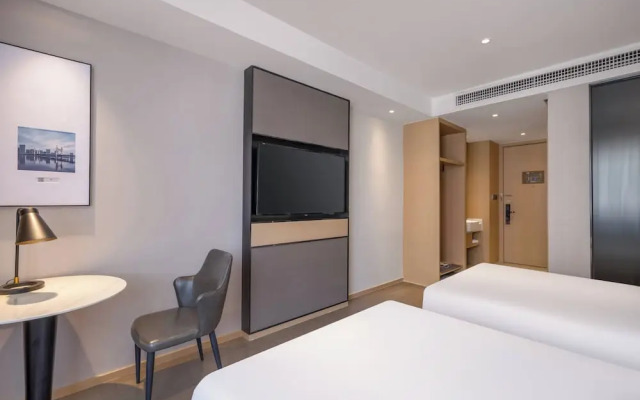 Holiday Inn Express Zhuhai Grand Theater by IHG