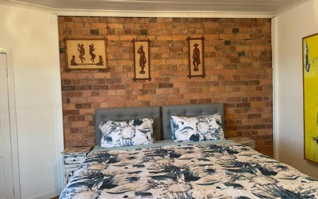 The Mayfair, 4 -bed rooms accommodation Daylesford – Guest Rooms – Daylesford