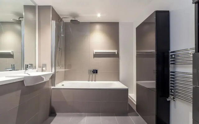The Colindale Luxury Apartment