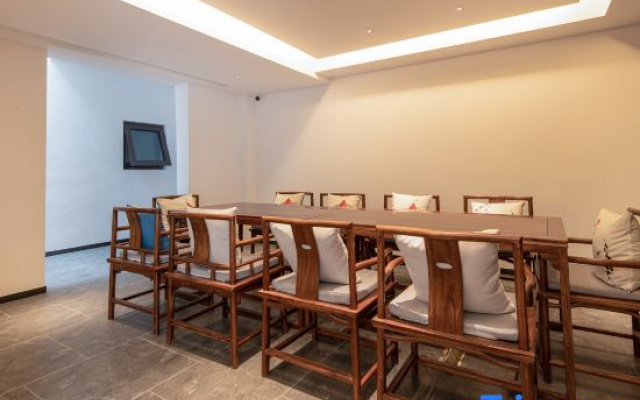 XueLu Homestay (Suzhou Mudu Shop)