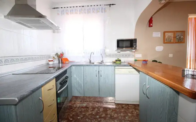 1090 Villa las Flores