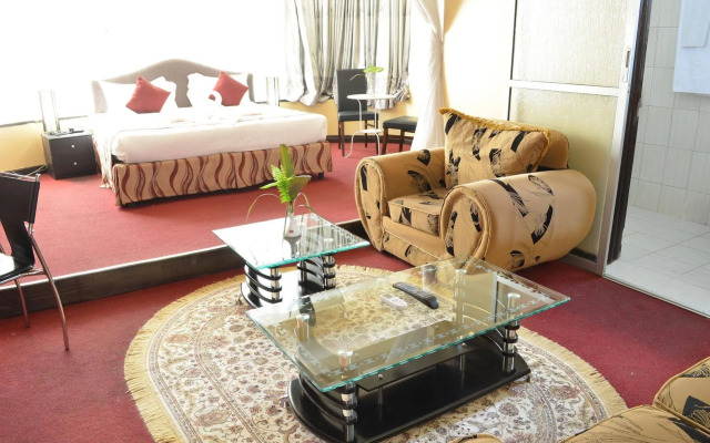 Royal City Hotel