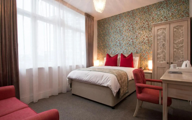 W12 Rooms