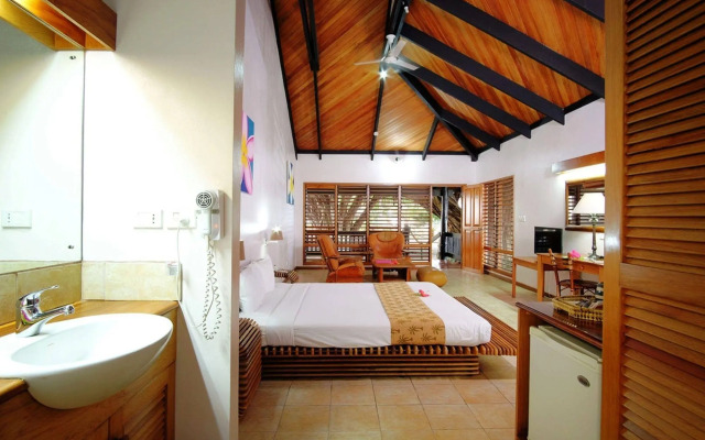 Anchorage Beach Resort