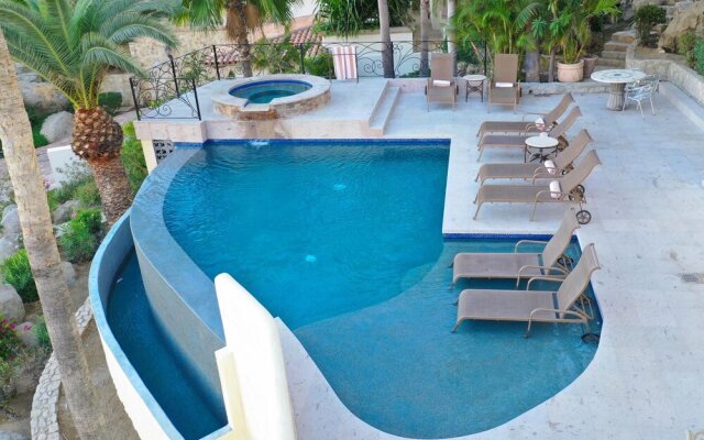 Large Villa for up to 32 People Near Medano Beach: Villa Diamante de Law