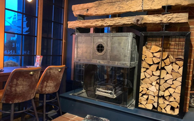 Forest & beach access Naish park