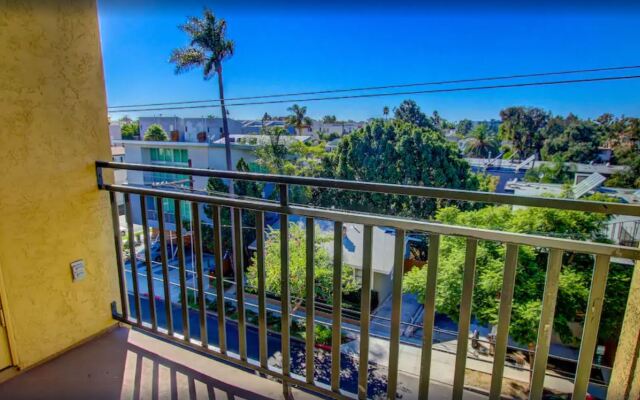 Sunshine Suites at Hillcrest