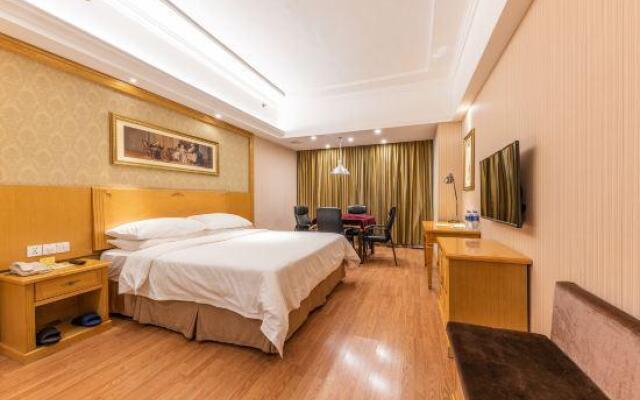 Vienna Hotel Yingcheng Hai Mountain Yingcheng