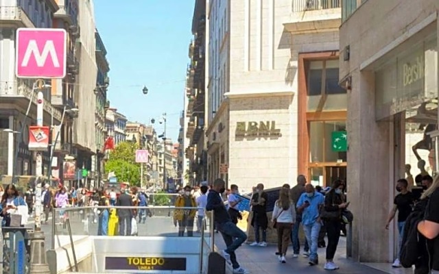 Napoli Via Toledo