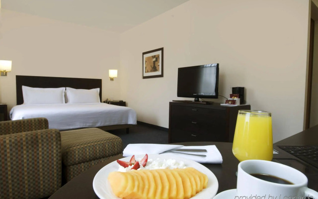 Fiesta Inn Express Perinorte