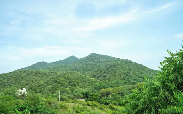 Treebo The Aravali Getaway