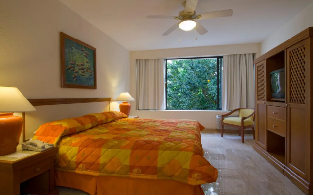 Ocean Breeze Acapulco