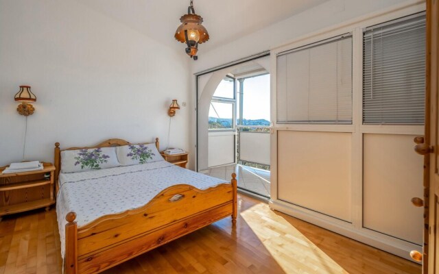 Beautiful Home in Klenovica With 7 Bedrooms and Wifi