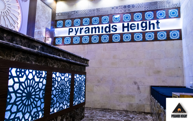 Pyramids Height Inn