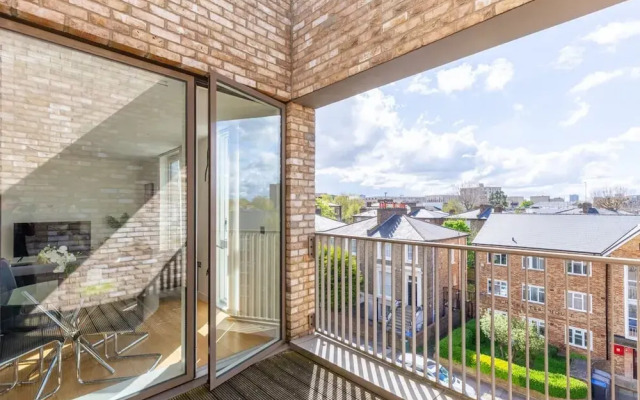 Radiant 1BD Retreat, North Maida Vale!