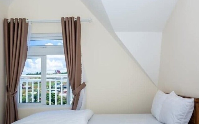 Huong Anh Luxury Hotel Dalat