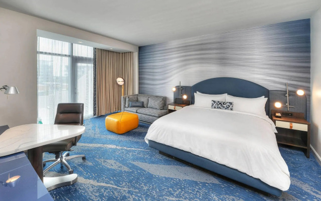 The Daytona, Autograph Collection