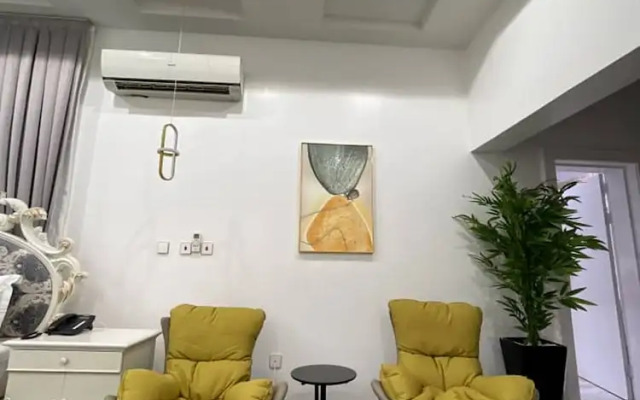 UrbanEdge Hotel